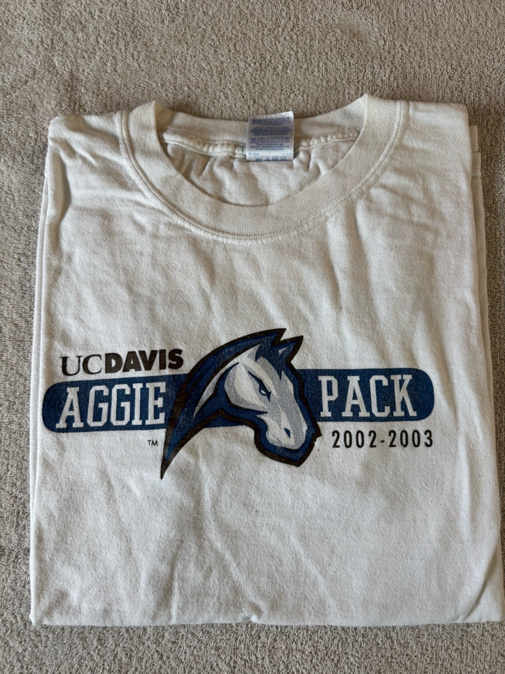2002-2003 Vintage UC Davis Aggie Pack T-shirt